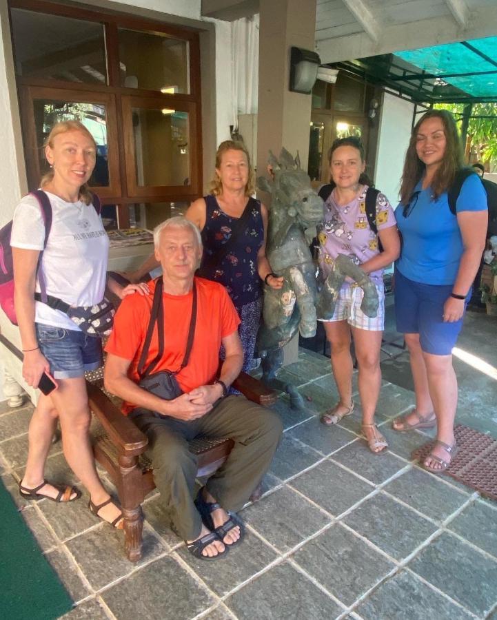 Settle Inn Tourist Lodge 캔디 외부 사진