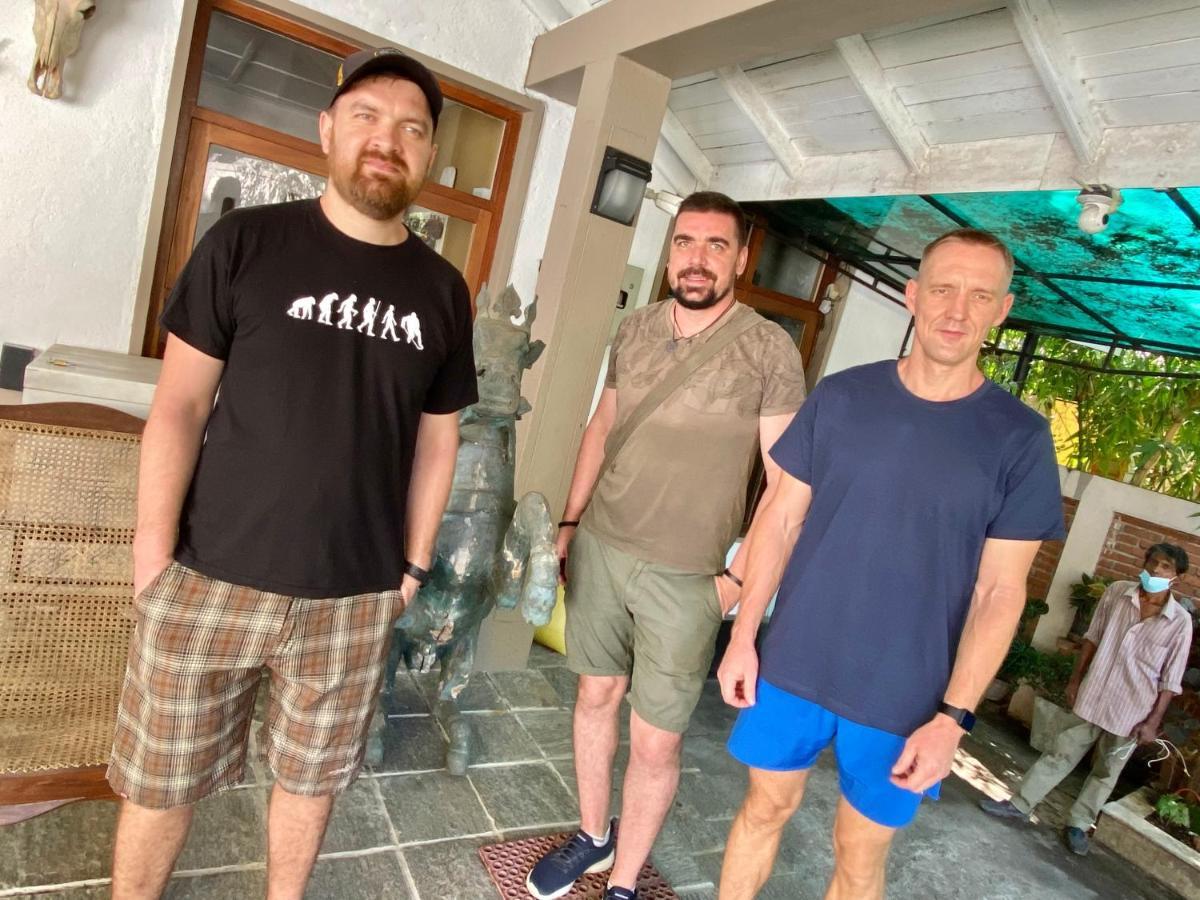 Settle Inn Tourist Lodge 캔디 외부 사진