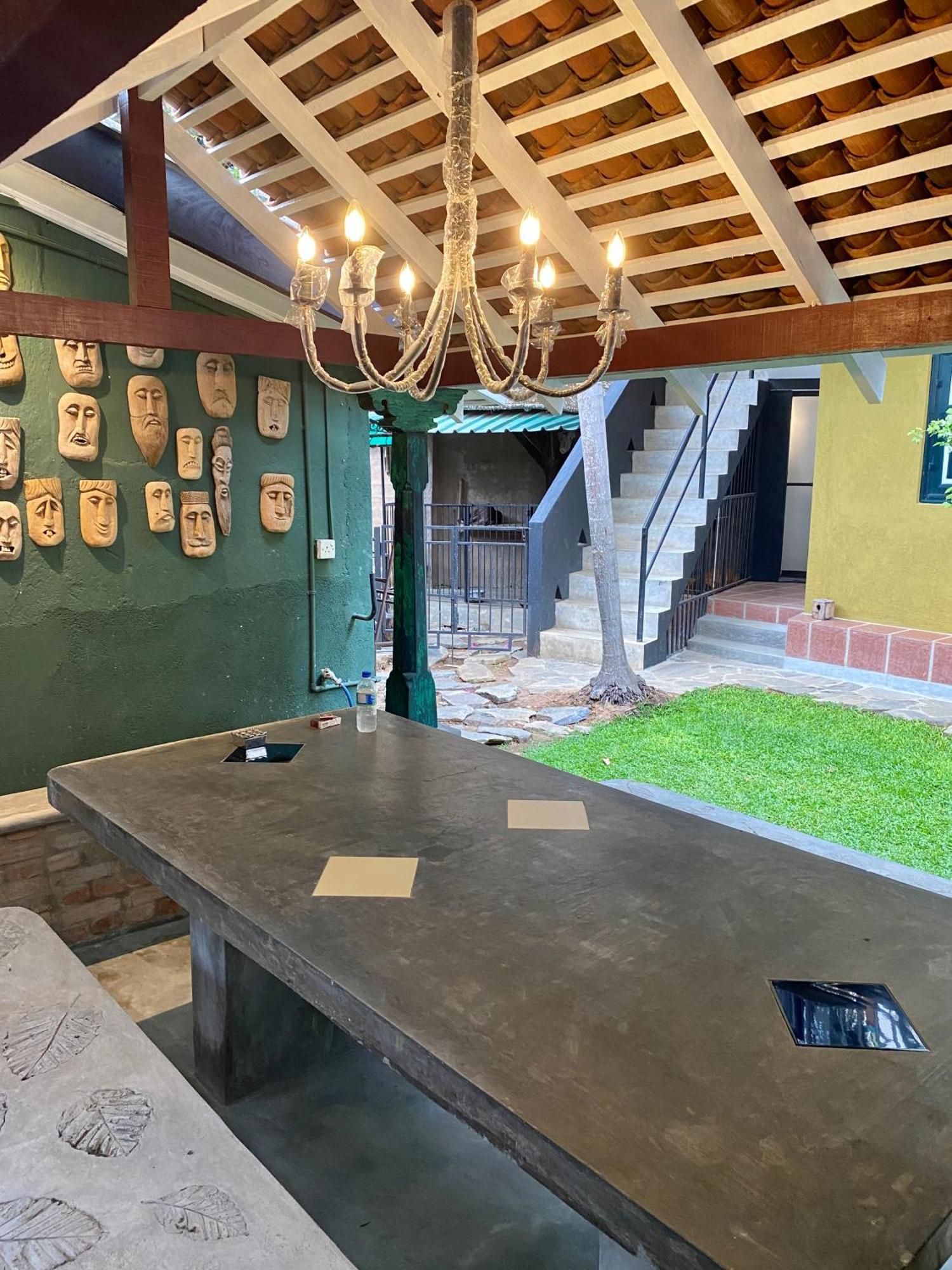 Settle Inn Tourist Lodge 캔디 외부 사진