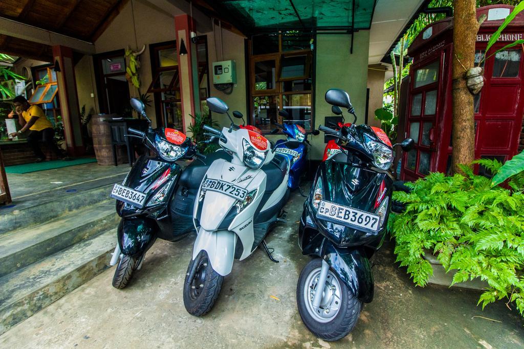 Settle Inn Tourist Lodge 캔디 외부 사진