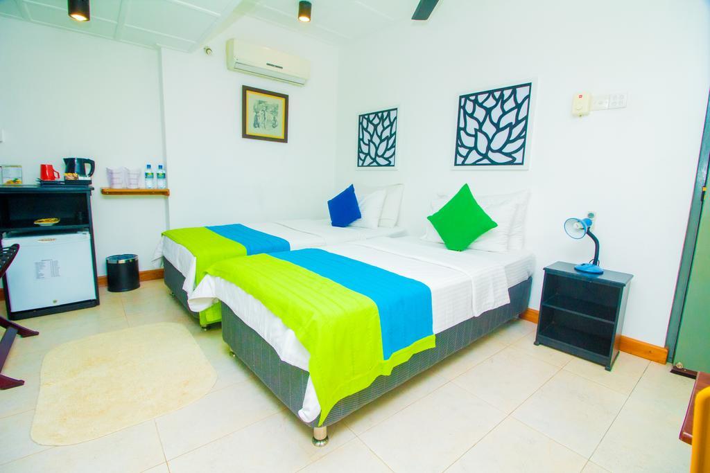 Settle Inn Tourist Lodge 캔디 외부 사진